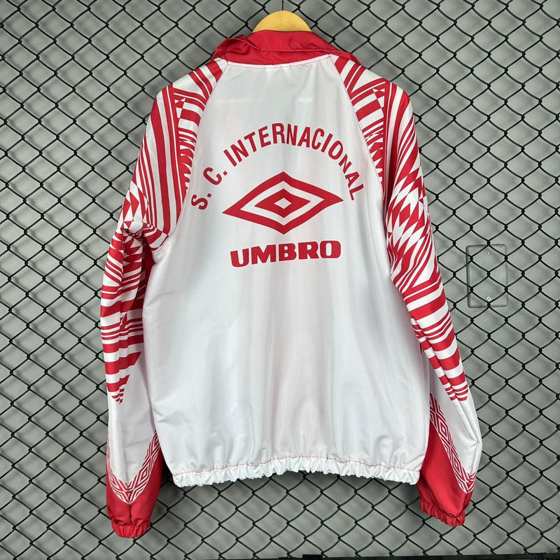 Corta Vento Internacional Retro